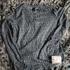 Girls long sleeve, size 14/16